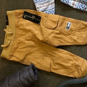 New toddler pants 2t